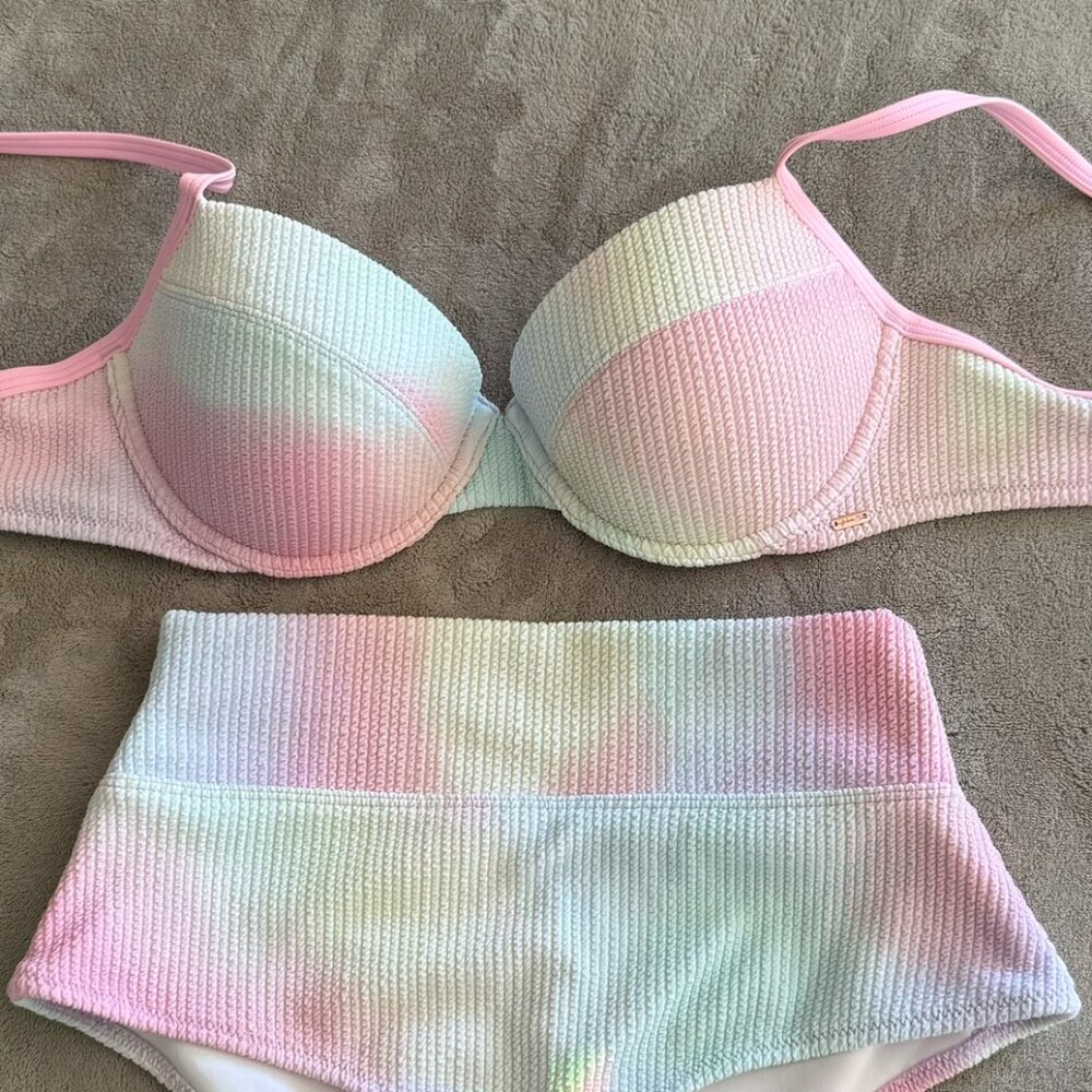 Victoria's Secret Bikini TOP ONLY